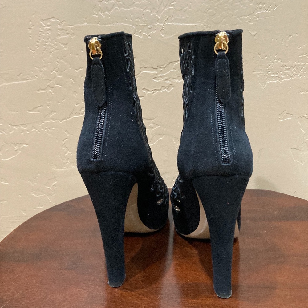 Valentino Garavani Black Suede Laser Cut Ankle Boots, Size 38 - Picture 3 of 14